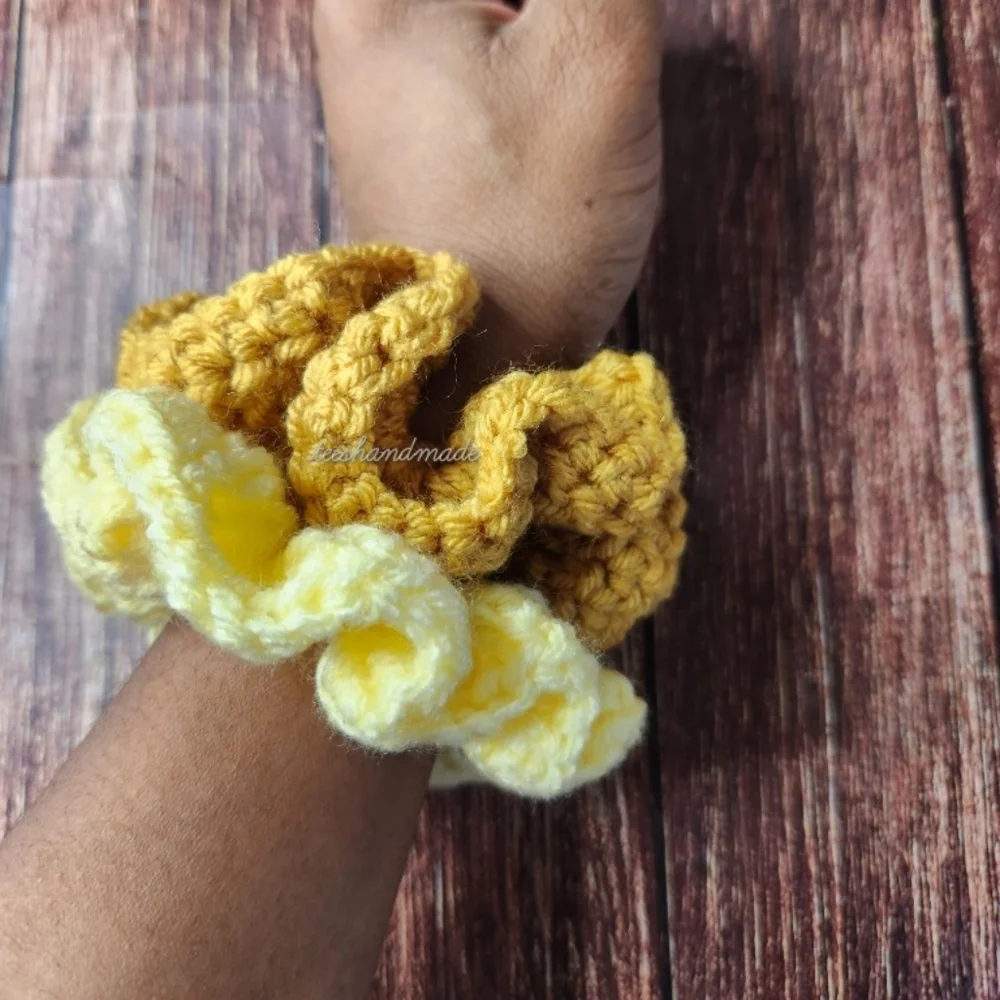 Scrunchies Set of 2